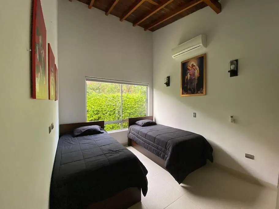 Comoda Casa Finca Con Piscina - San Jeronimo, Ant Villa Medellín Colombia